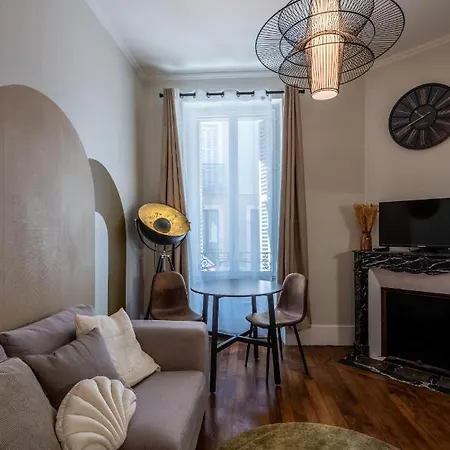 Apartment Le Fournil - 1 Min A Pieds Du Centre Dijon